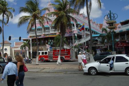 03_Aruba_Oranjestad_mesto02.jpg