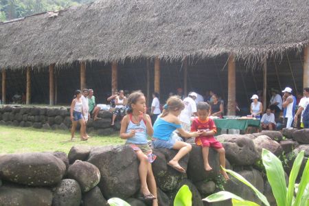 13_Hiva Oa_maraton_navijaci02.jpg